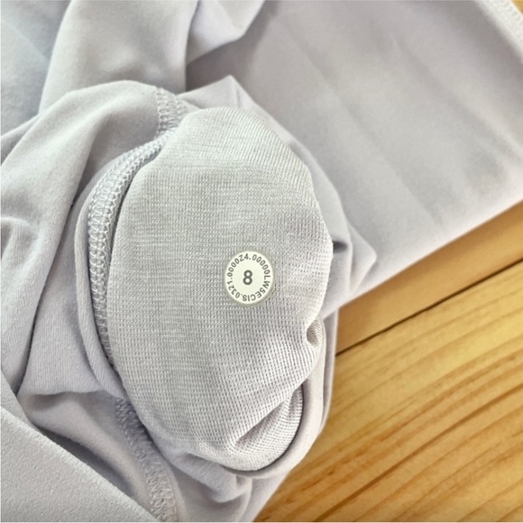 EUC Lululemon Athletica Align High-Rise Pant
Leggings 28" Lavender Dew Size 8 - Picture 4 of 5